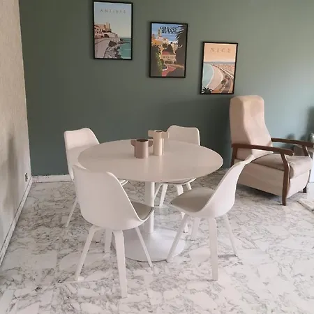 Grand 2 Pieces A 4Mns De La Plage Cagnes-sur-Mer Exterior photo